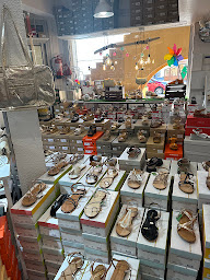 Photo n°13 de Bou Boots à Leucate (Magasin de chaussures)