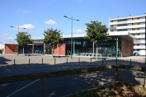 Library Saint-Jean