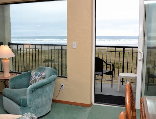 Beachhouse Vacation Rentals - Thumbnail
