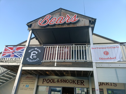 Bear's Pool and snooker bar - Thumbnail