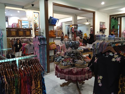 clothing-store