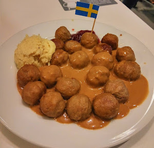 Restaurante IKEA Ensanche de Vallecas photo