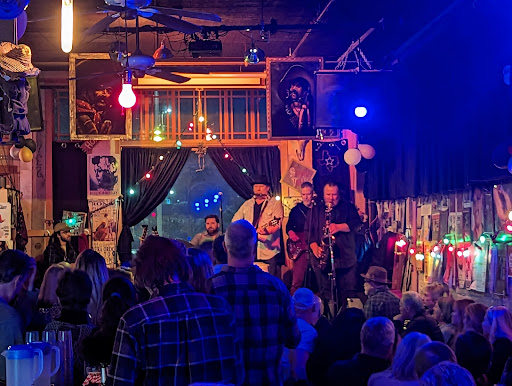 High And Lonesome Club - Thumbnail