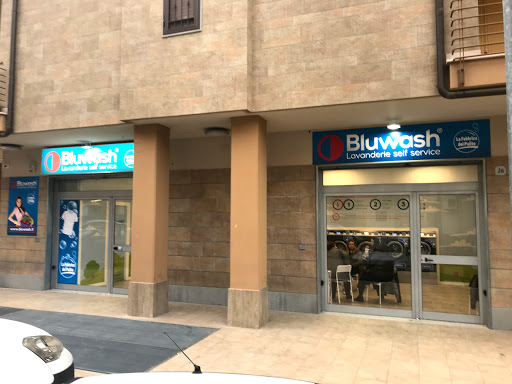 Lavanderia self service Bluwash Cerignola - Thumbnail