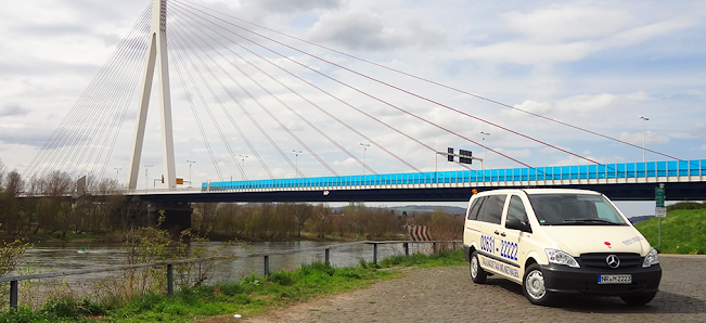 Bild: Taxi & Mietwagen Francesco Vom Inhaber