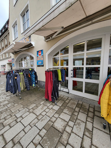 Schroff Outdoor - Visual