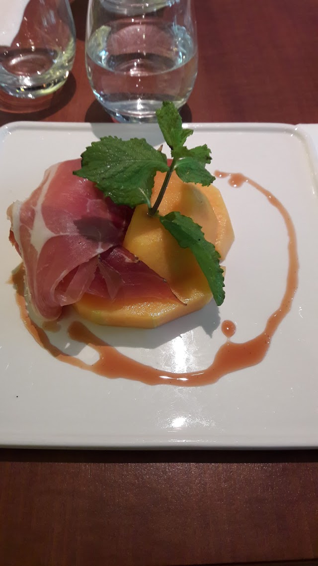 Zack Restaurant