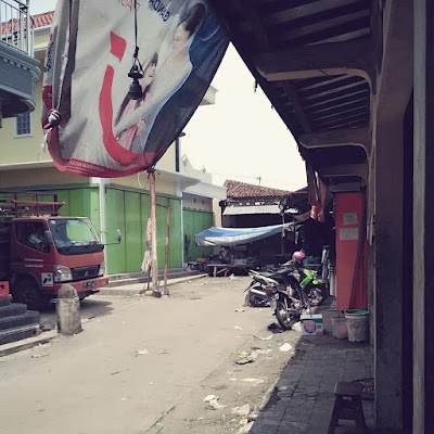 Photos of Sumberlawang Traditional Market