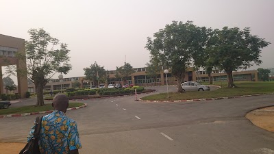 Photos of Pole Scientific And Innovation University F&eacute;lix Houphouet Boigny