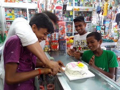 Photos of Lucky Varieties Store