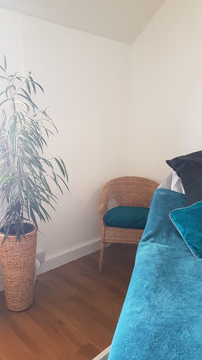 DC Therapies -massage & Acupuncture Gallery - United Kingdom