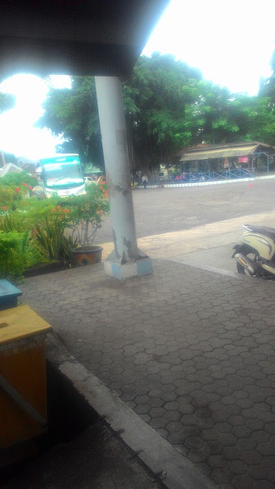 Photos of Sritanjung Bus Terminal