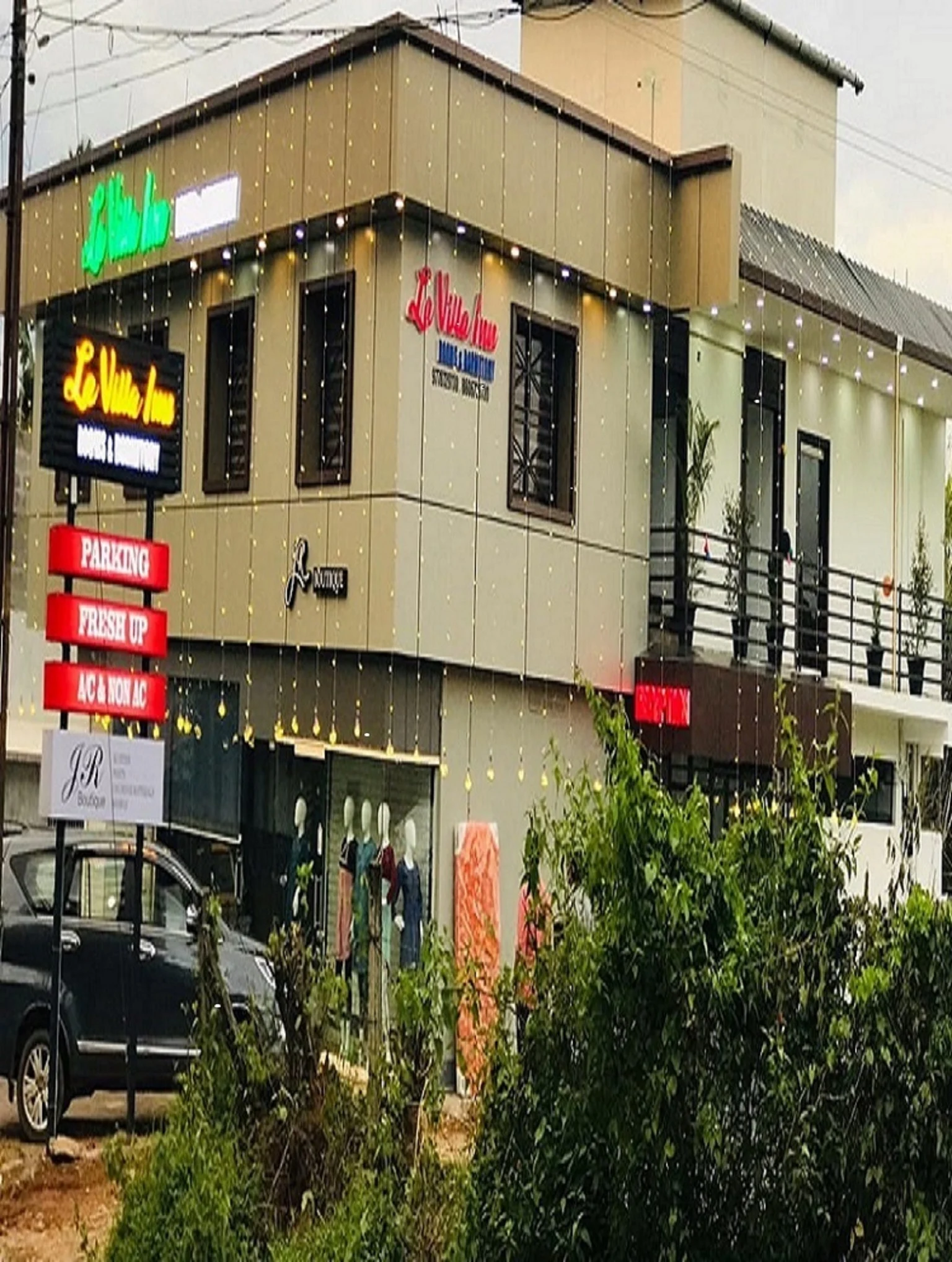 La Villa inn rooms & dormitory
