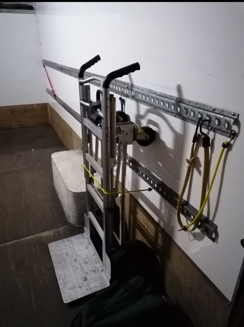 LOCAL MAN AND VAN LTD photo 2