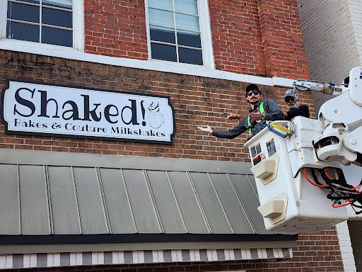Shaked - Visual