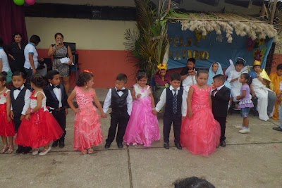 Photos of ESCUELA DE EDUCACI&Oacute;N B&Aacute;SICA &ldquo;CIUDAD DE LATACUNGA&rdquo;