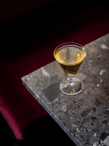 Divine - Bar
