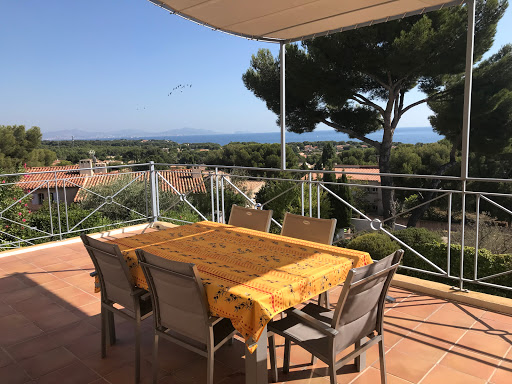 Photo de Vitapasibla : Location villa 12 personnes piscine bord des mer - Sausset les pins - PACA à Sausset-les-Pins (13960)