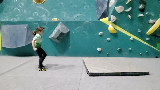 Bons - Europe climbing center Работно време