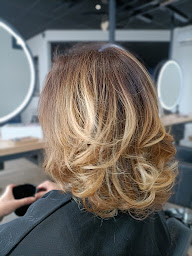 Photo n°11 de by ANASTASIA à Boos (Salon de coiffure)