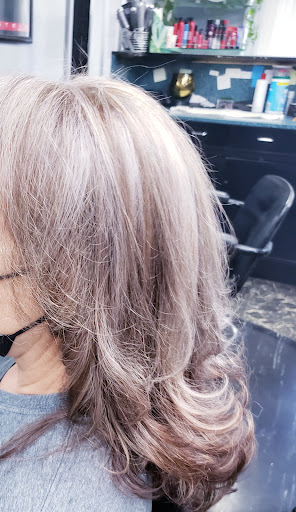 Sara's Beauty Studio Gallery - United States