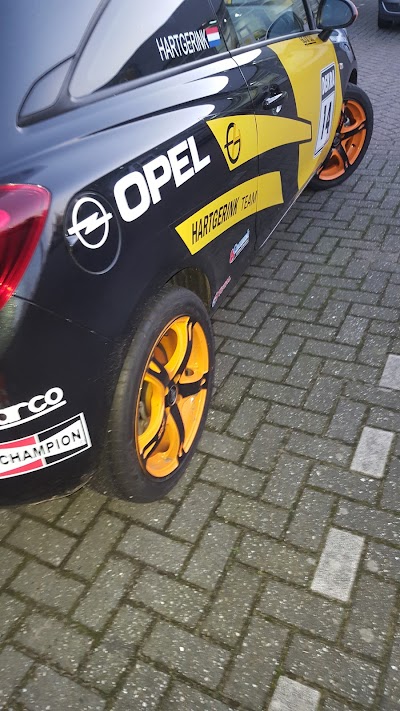 Photos of Autobedrijf Hartgerink Opel Lochem