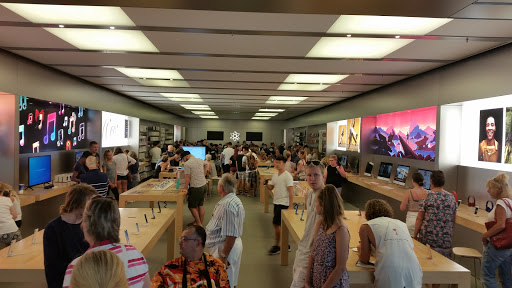 Apple Robina - Visual