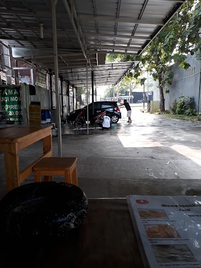 Photos of Taman Cuci Mobil - Car Wash, Accessories, Salon