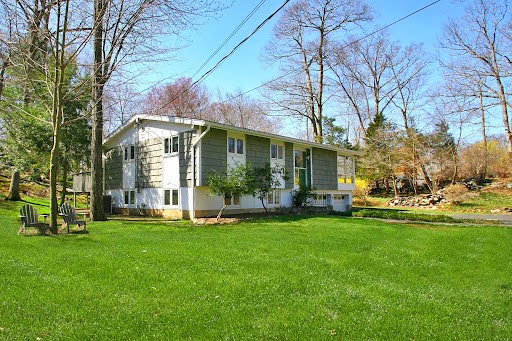 Mary Petro Noonan Fairfield County CT Real Estate - Thumbnail