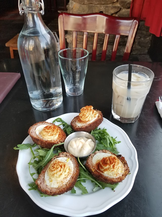 Mulleady's Irish Pub