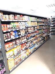 Photo n°4 de Epicerie Votre Marché - Café de St-CYR bar/tabac à Villeneuve-en-Retz (Bureau de tabac)