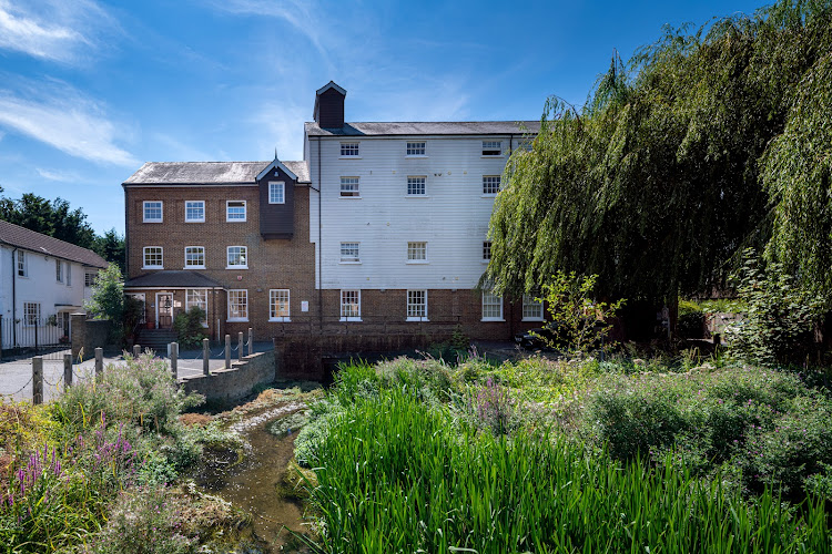 Apex Contractors Ltd