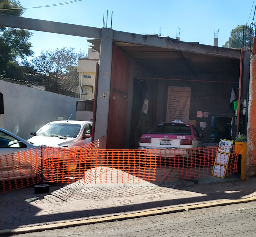 Servicio Aguilar. Reparación de suspensión automotriz