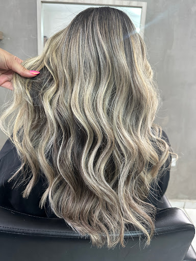 HAIR CHAIR