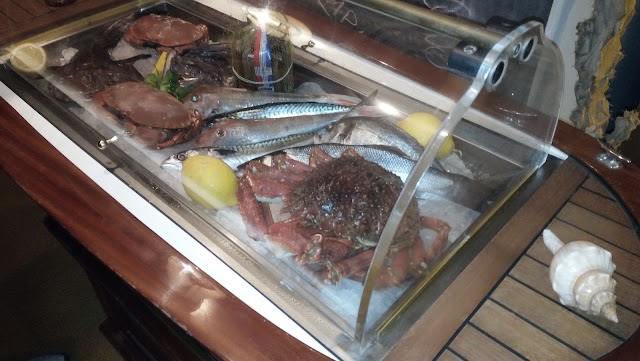 officina zio pesce Trattoria mediterranea.