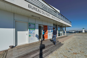 Photo n°54 de Port de Port-Louis à Port-Louis (Port de plaisance)