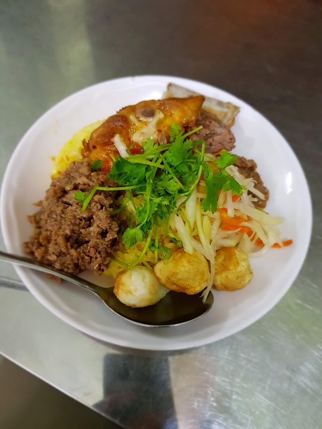 Xôi sườn cay 628 Trường Chinh