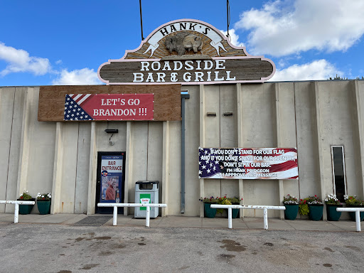 Hanks Roadside Bar and Grill - Thumbnail