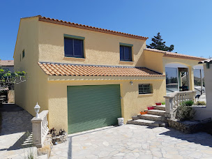 Photo n°24 de Mr Nicolas artisan couvreur nettoyage facades toiture peinture ravalement pignan 34 Hérault à Pignan (Façadier)