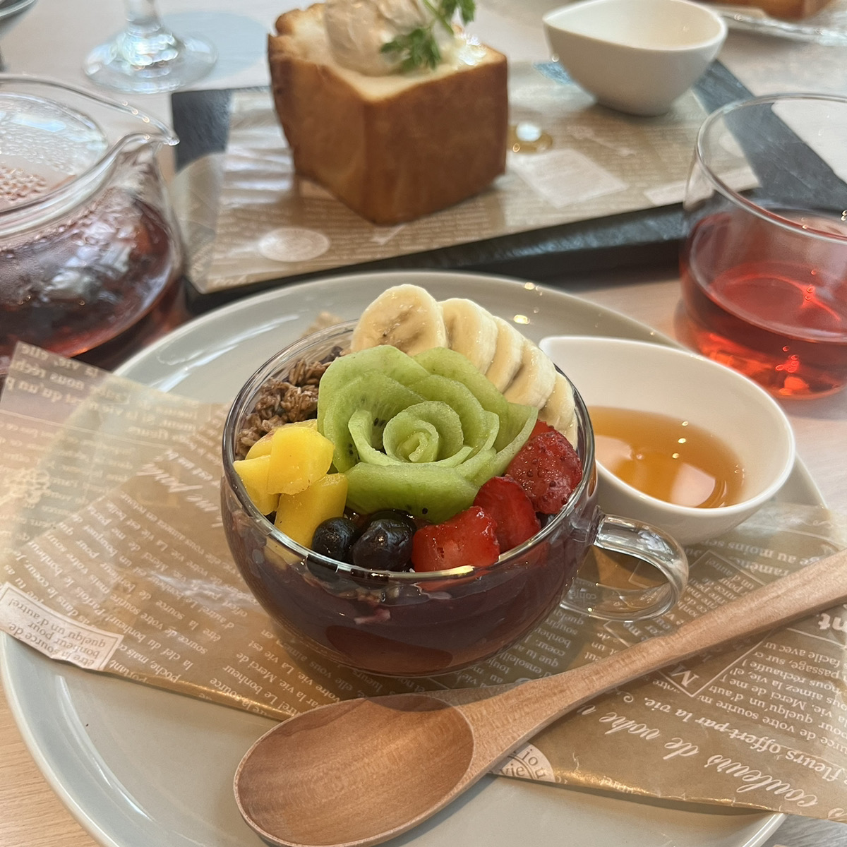 W Holistic Cafe — photo 2