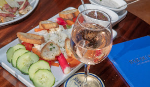 Photo n°18 de Hôtel Bar Le Sube - 3 étoiles Saint-Tropez centre à Saint-Tropez (Bar lounge)