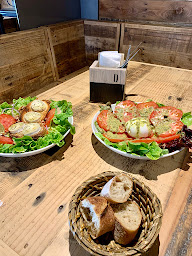 Photo n°73 de Le Cabanon à L'Épine (Bar à vin)