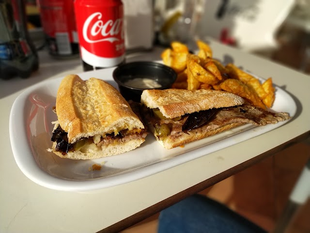 Área de Servicio Espinosa de Los Caballeros La Vianda