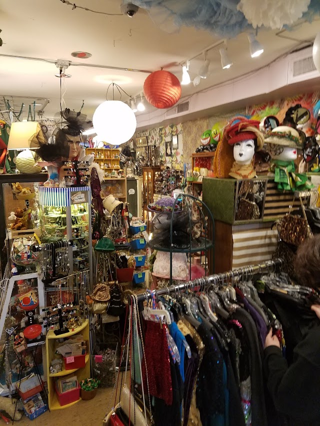 JuJu's Vintage Antique and Resale Shoppe