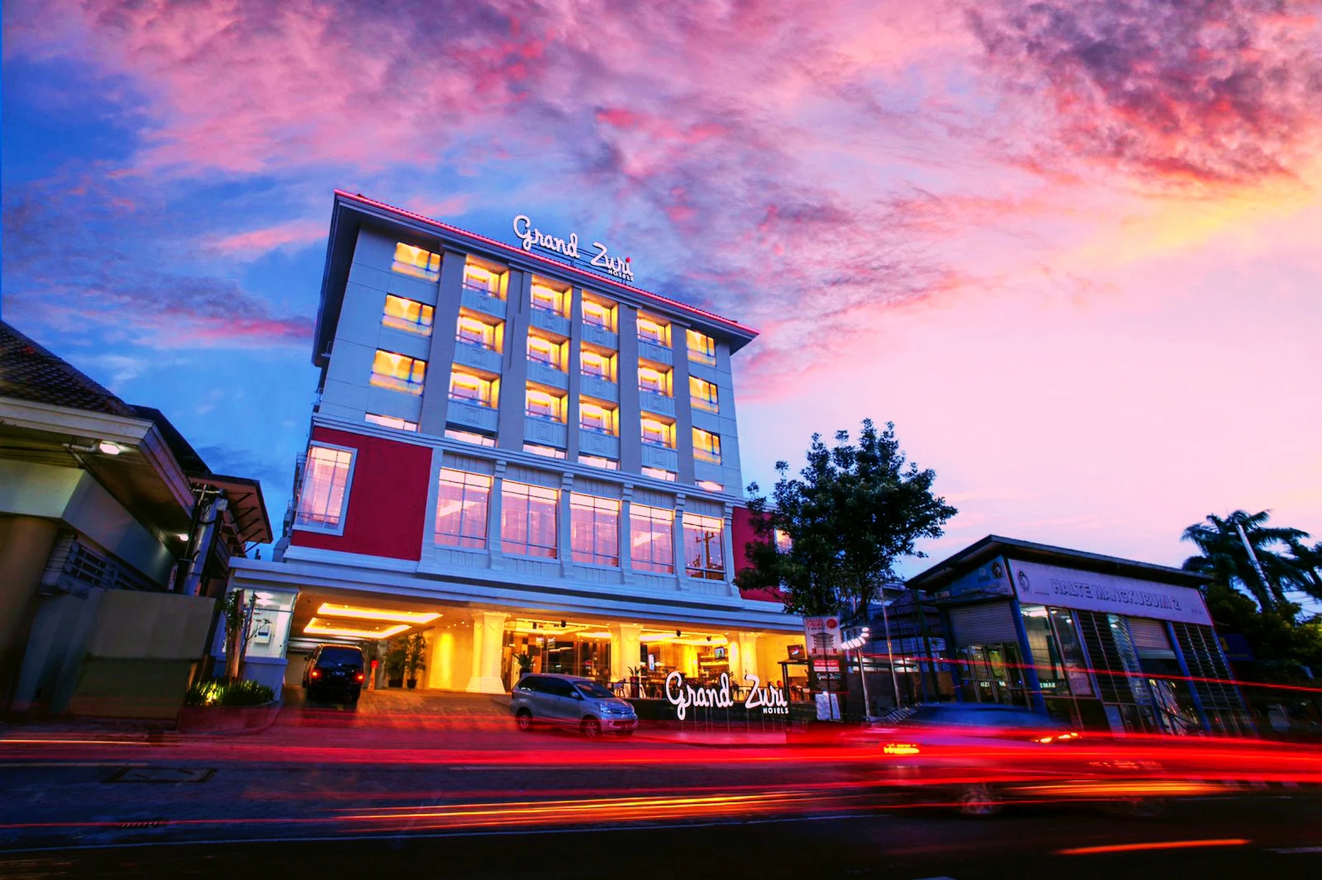 Grand Zuri Malioboro Hotel