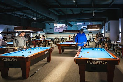 Clubhouse Sports Bar & Billiards