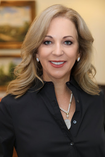 Mary Floyd - Real Estate Agent