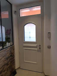 Photo n°29 de At Home France à Pégomas (Menuisier)