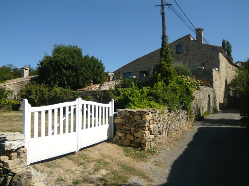 Photo de Mas de Saribou à Vesseaux (07200)