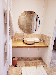 Photo n°3 de Chambres d'hôtes La Vallée à Mansigné (Chambre d'hôtes)